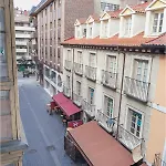 Apartman Teranga: Piso En Plaza Mayor De *