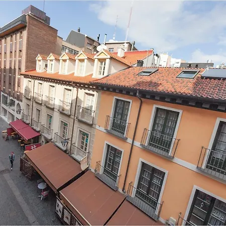 Teranga: Piso En Plaza Mayor De