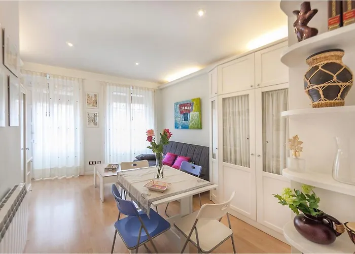 Teranga: Piso En Plaza Mayor De